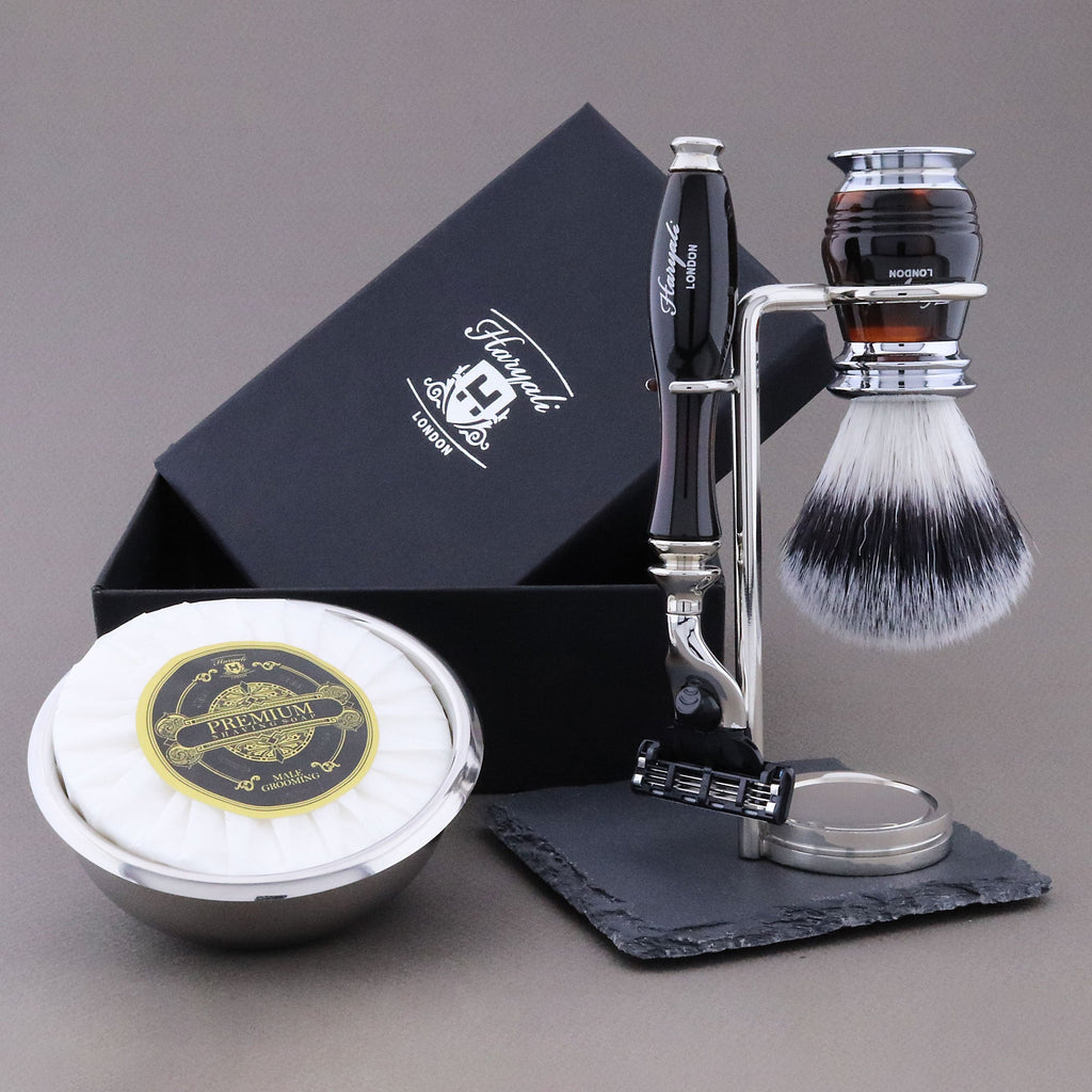 Haryali's Groove Range Shaving Kit 